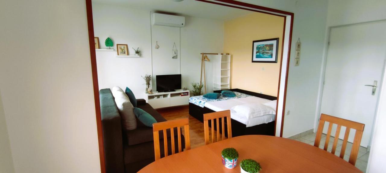Apartments Senka Viganj Exterior foto